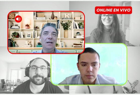 Estudiantes en una clase online en vivo
